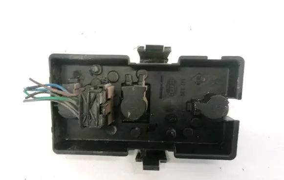 Renault 19 Tail light bulb cover holder 141339