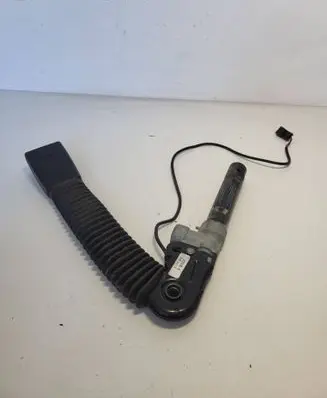BMW 5 E60 E61 Front seatbelt buckle 9117240