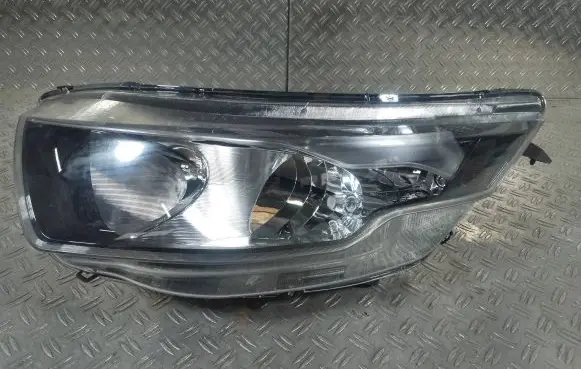Iveco Daily 35 - 40.10 Headlight/headlamp