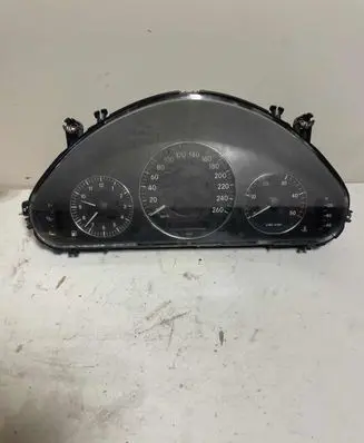 Mercedes-Benz E W211 Speedometer (instrument cluster) A2115400447 2115400447
