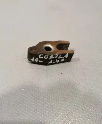 Toyota Corolla E140 E150 Fuel Injector clamp holder