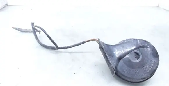Audi A6 S6 C5 4B Horn signal