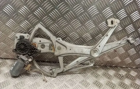 Mercedes-Benz ML W163 Front door window regulator with motor 9137041104