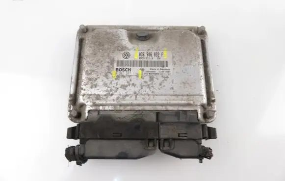 Volkswagen Golf IV Engine control unit/module 0261207114 036906032F