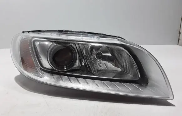 Volvo V70 Headlight/headlamp 31420014