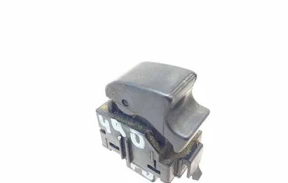 Toyota Corolla E120 E130 Electric window control switch 8481002040