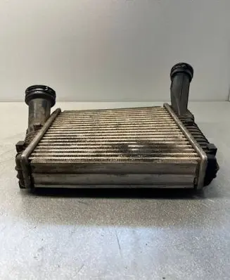 Audi Q7 4L Intercooler air channel guide 7L6145803C
