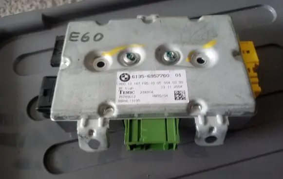 BMW 5 E60 E61 Door control unit/module 6957760