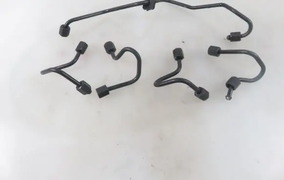 Mercedes-Benz Vaneo W414 Fuel injector supply line/pipe 