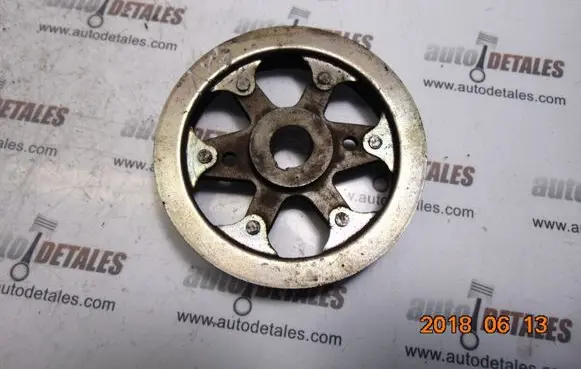 Toyota Avensis T220 Fuel pump gear (pulley) 