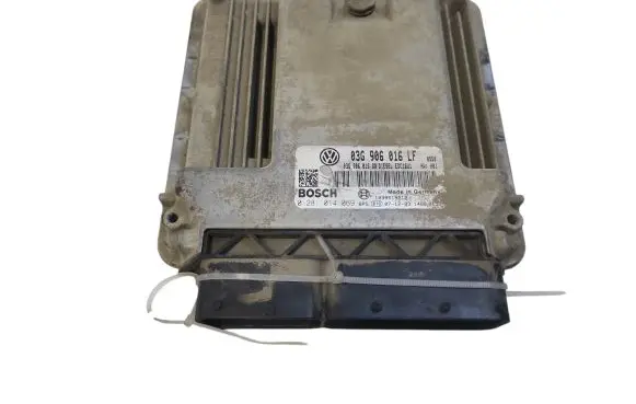 Volkswagen Caddy Engine control unit/module 0821014069 03G906016LF