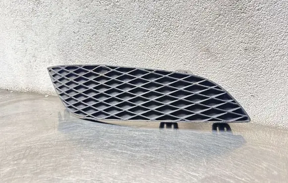 Opel Astra H Front bumper lower grill 13225763 375768702
