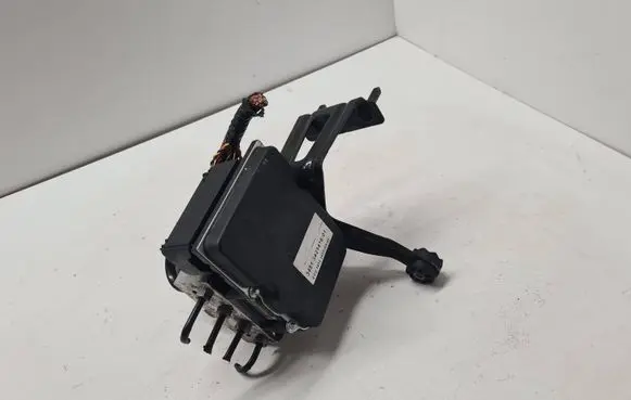 BMW X3 E83 ABS Pump 3421416 3450269