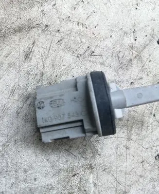 Audi A3 S3 A3 Sportback 8P Interior temperature sensor 1K0907543G