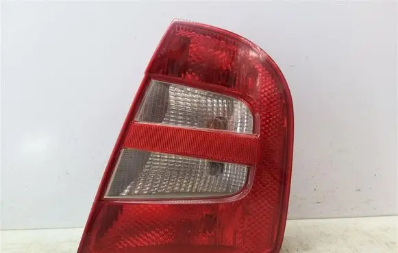 Skoda Fabia Mk1 (6Y) Rear/tail lights 6Y6945096B