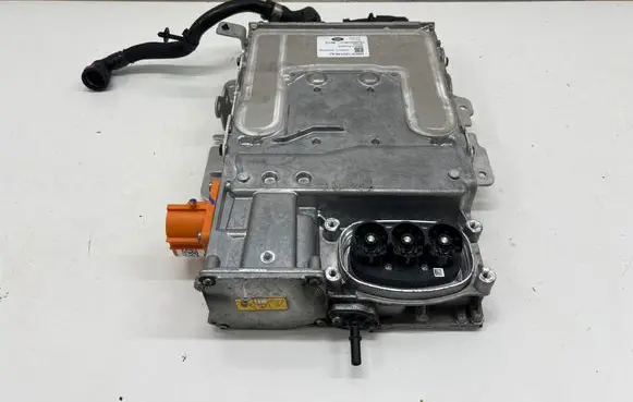 Jaguar I-Pace Voltage converter inverter M9D314G138AJ
