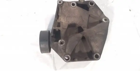 Opel Astra H A/C compressor mount bracket 55191339 428702815