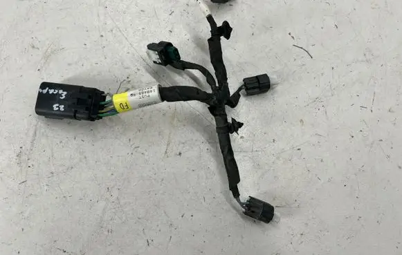 Ford Escape IV Fuel injector wires PU5T14B485FD