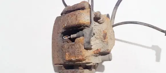 Mercedes-Benz E W210 Front brake caliper