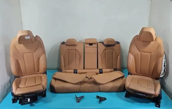 Seat set