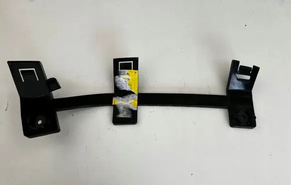 Tesla Model X Headlight/headlamp mounting bracket 1046959