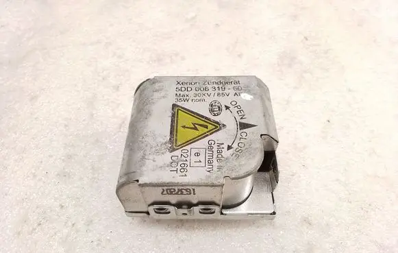 BMW X5 E53 Headlight ballast module Xenon 5DD00831950
