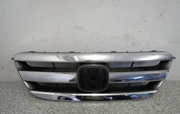 Honda FR-V Front grill