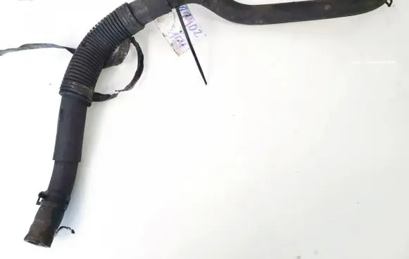 Mazda 3 I Engine coolant pipe/hose