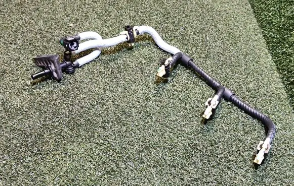 Renault Master III Fuel return line/hose 130C23866R