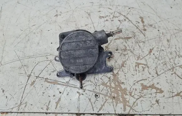Opel Zafira A Vacuum pump 0252738