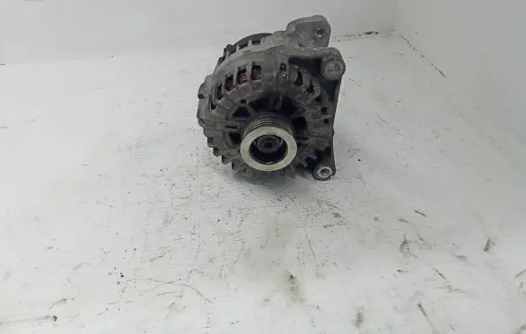 BMW 1 E81 E87 Generator/alternator 7802261 2543461