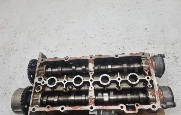 Volkswagen PASSAT B6 Rocker cam cover 03C103475BC