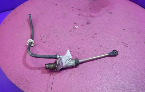 Audi Coupe Clutch master cylinder