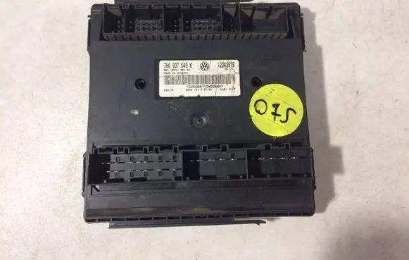 Volkswagen Transporter - Caravelle T5 Comfort/convenience module 7H0937049K 1224399