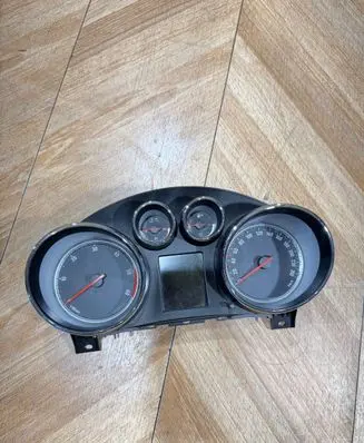 Opel Insignia A Speedometer (instrument cluster) 12844142