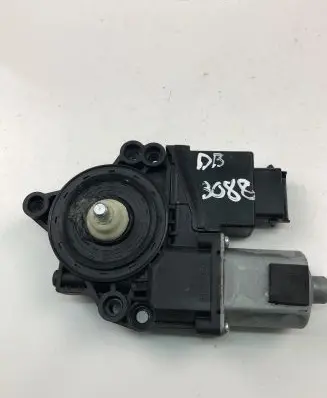 KIA Ceed Front door window regulator motor 82450A2010