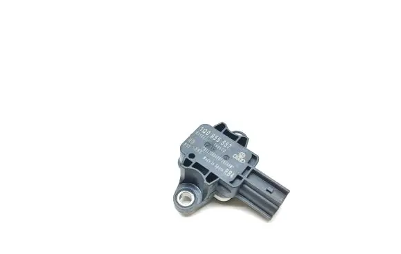 Volkswagen Polo V 6R Airbag deployment crash/impact sensor 1Q0955557 140509 021861