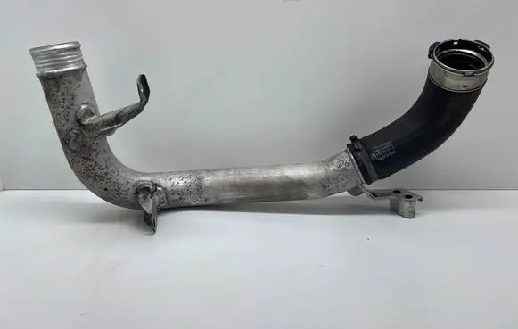 Volvo XC60 Intercooler hose/pipe 31370288 31370286