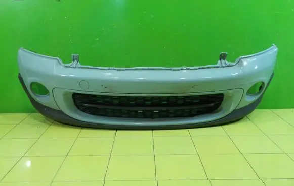 Mini One - Cooper Clubman R55 Front bumper PRZOD XP38
