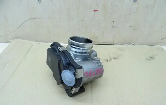 Opel Astra K Throttle body valve 