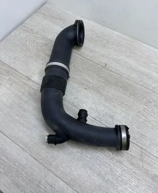 Porsche Cayenne (92A) Air intake hose/pipe 95811015550 95811011350 95811027110