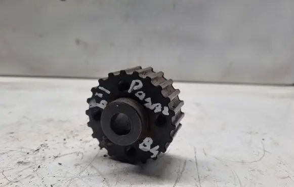 Volkswagen PASSAT B4 Crankshaft gear 028105263A
