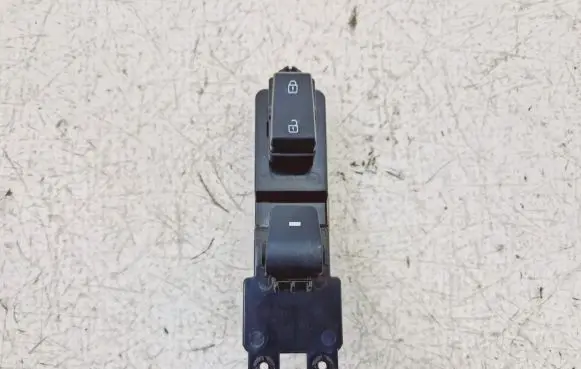 Hyundai Tucson TL Electric window control switch 93575D3031 U7N42833 93576D3030