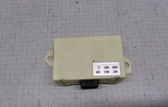 Audi A6 S6 C4 4A Immobilizer control unit/module 4A0953234F 7713960284