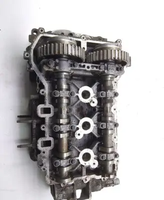 Citroen C4 Cactus Engine head 