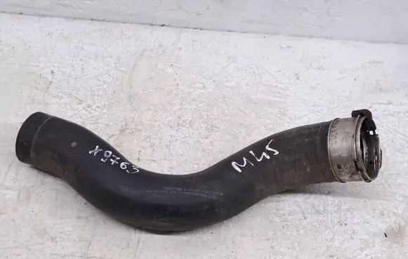 Ford Focus Air intake hose/pipe JX616C646CB