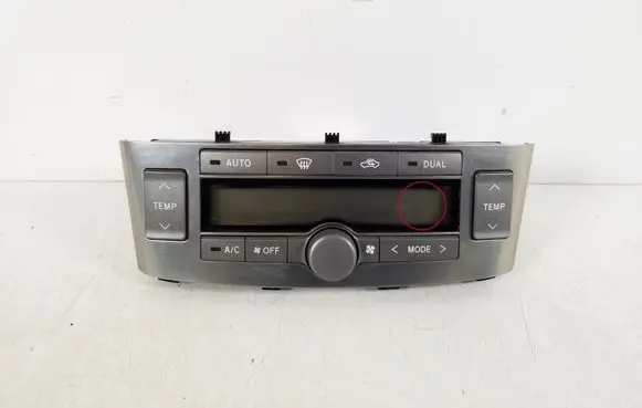 Toyota Avensis T250 Air conditioner control unit module 55900-05142