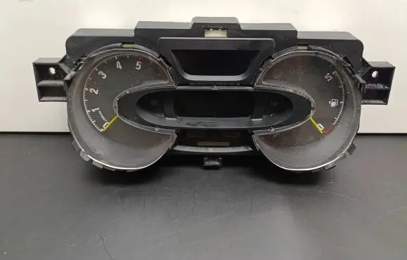 Opel Vivaro Speedometer (instrument cluster) 248107330R VP3RRF10849TC