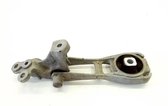 Toyota Yaris Cross Gearbox mount 