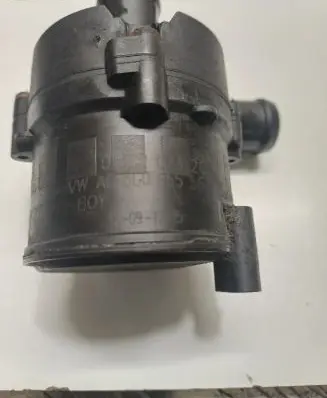 Volkswagen Golf VII Electric auxiliary coolant/water pump 5G0965561 CXX